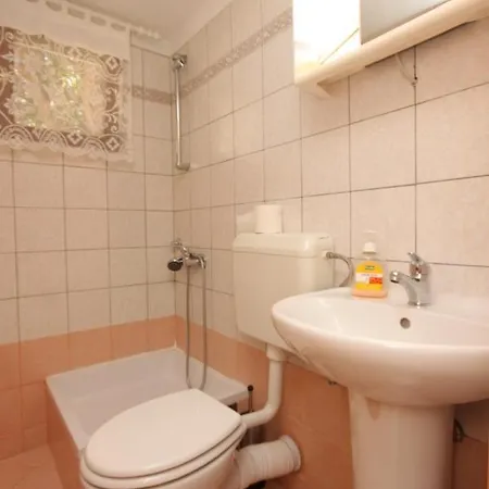 And With Parking Space Cunski, Losinj - 2498 Affittacamere 3*