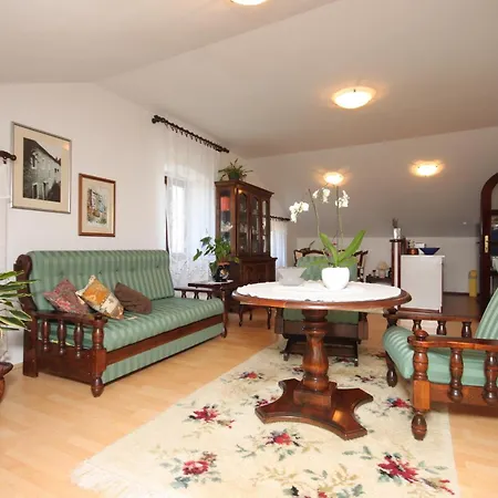 Apartments And Rooms With Parking Space Cunski, Losinj - 2498 Cunski